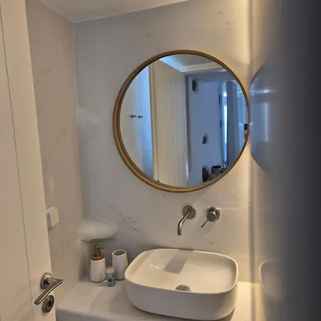 Koko Room's 1 Апартаменты Китнос