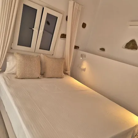 Koko Room's 1 Kithnos